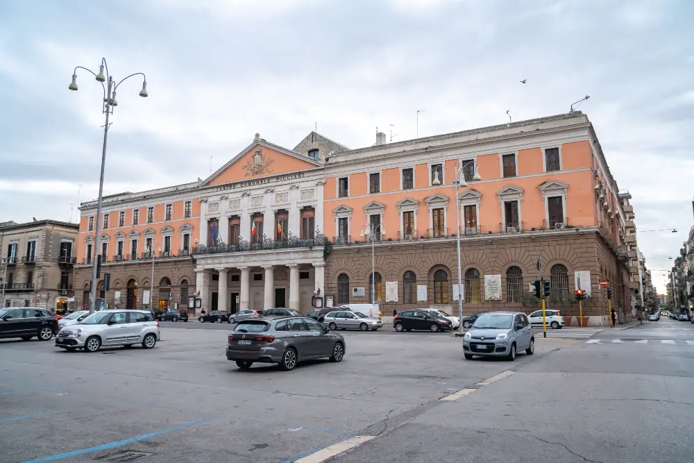 teatro piccinni bari 4