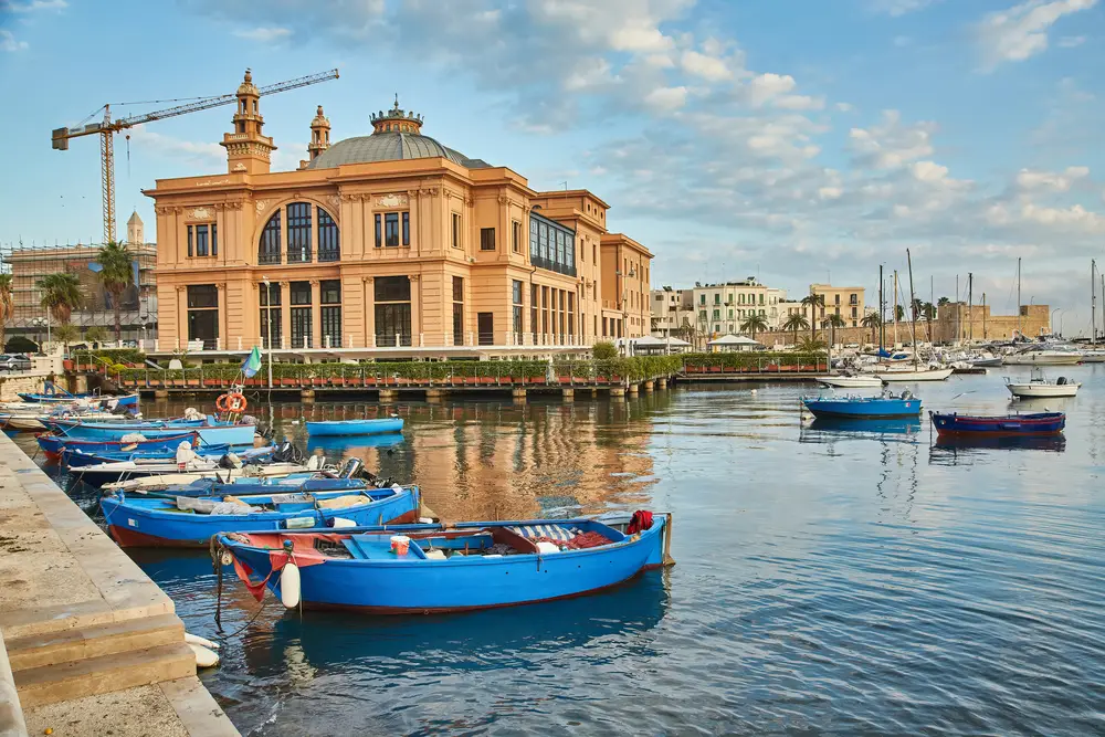 cosa vedere teatro margherita bari 1