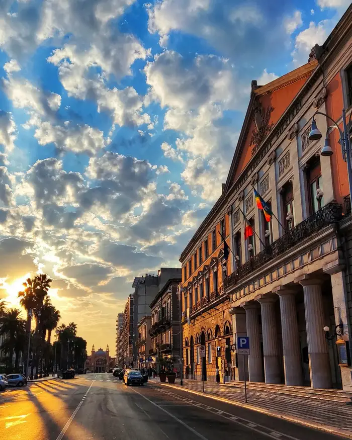 alba sul teatro piccinni bari 1